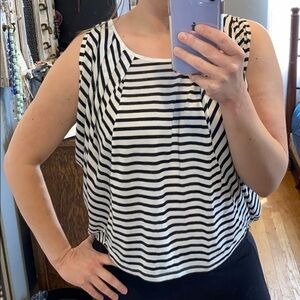 AEO Drapey Pleated Sleeveless Blouse EUC